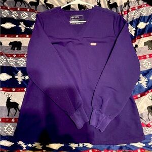 Long sleeve figs scrub top MED